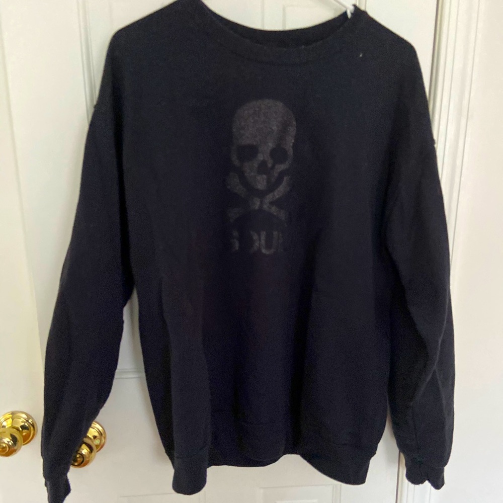 Soul Cycle sweatshirt w black glitter skull